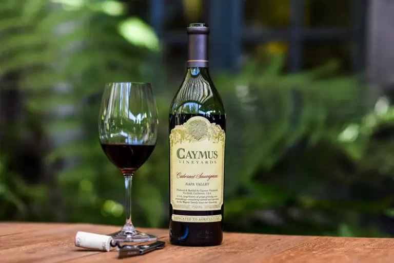 Dit is waarom Cabernet Sauvignon de koning van de rode wijn wordt genoemd